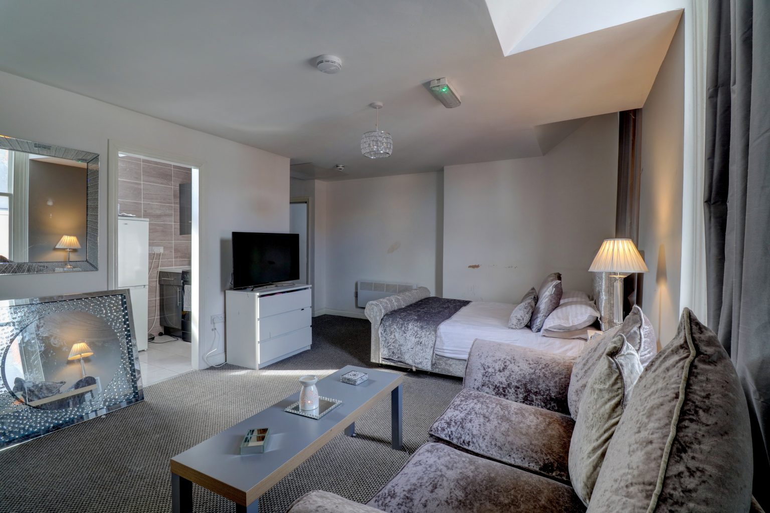Southgate, Eckington, S21