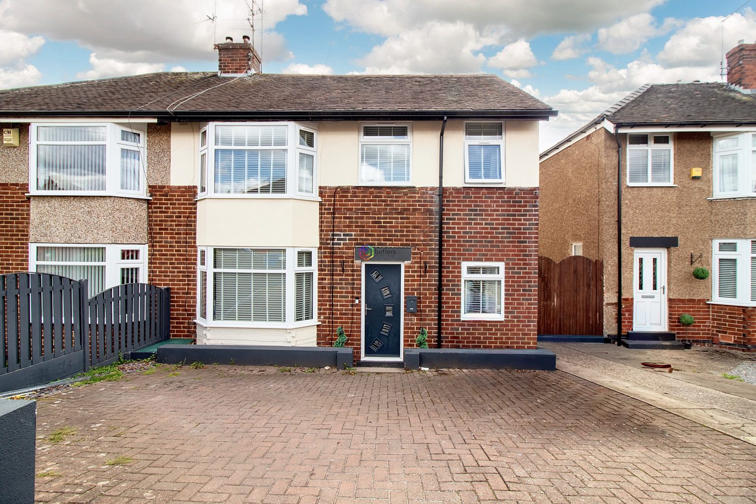 Hollinsend Road, Sheffield, S12