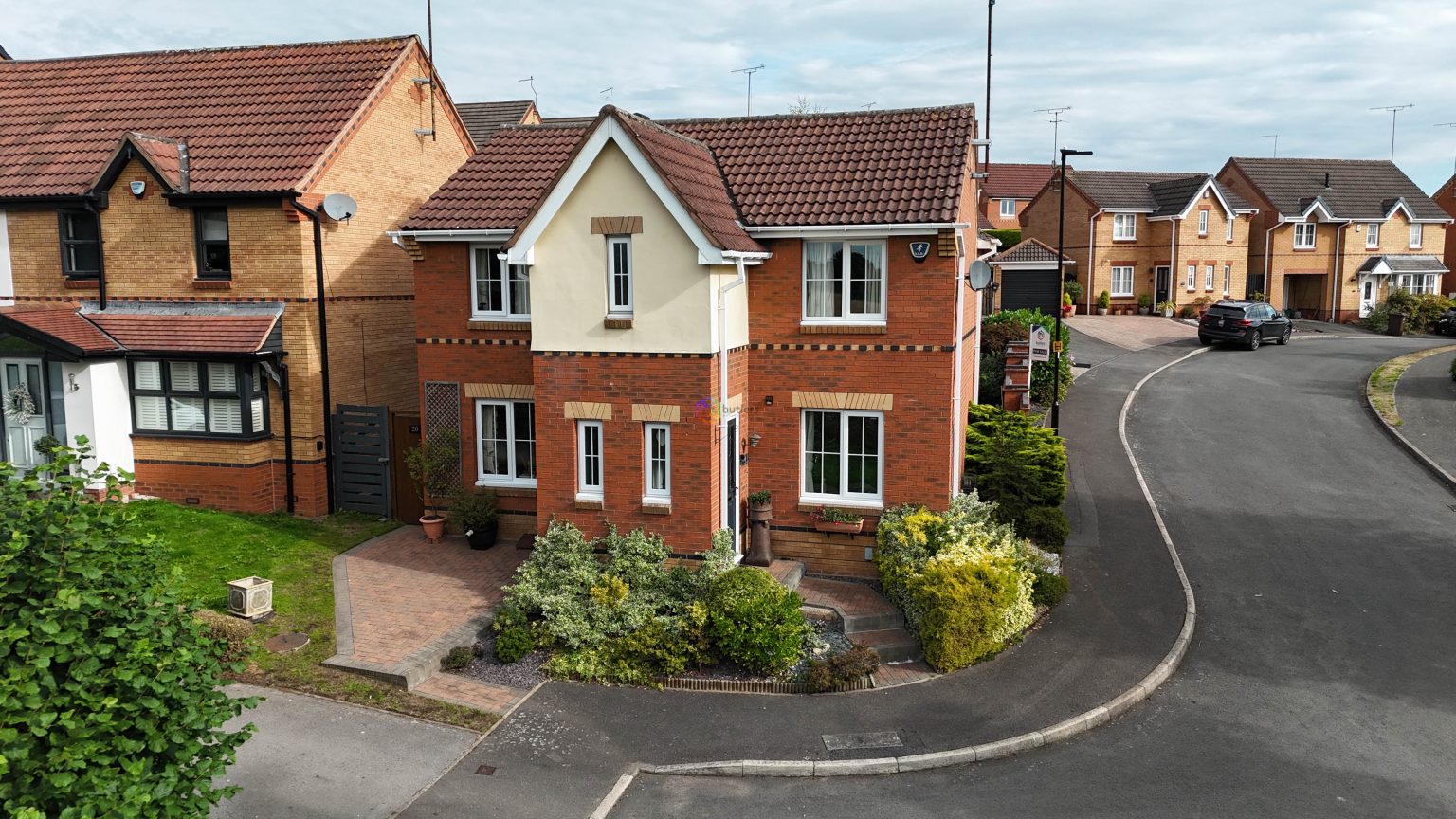 Bright Meadow, Halfway, S20