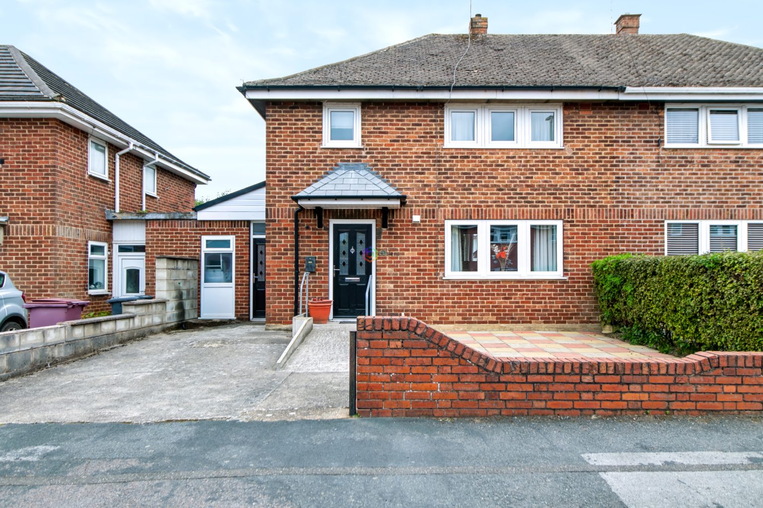 Meadow Road, Clay Cross, S45